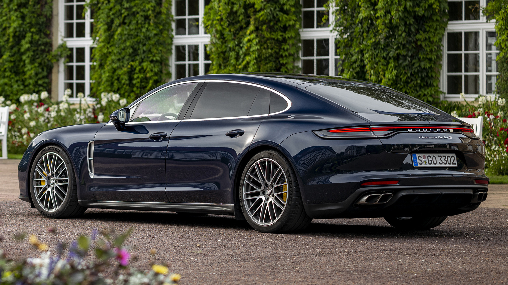 Panamera Turbo Wallpapers