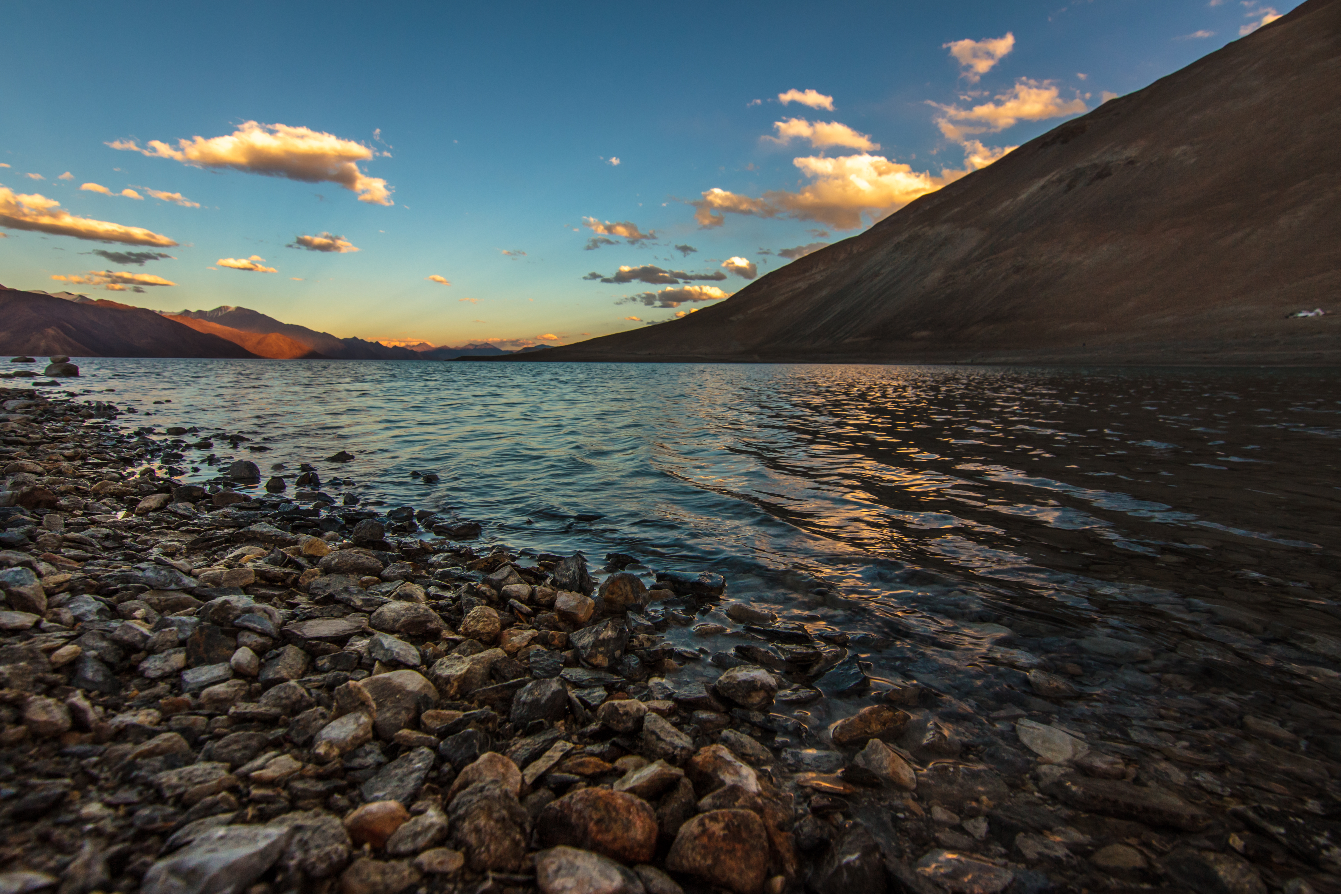 Pangong Lake Wallpapers