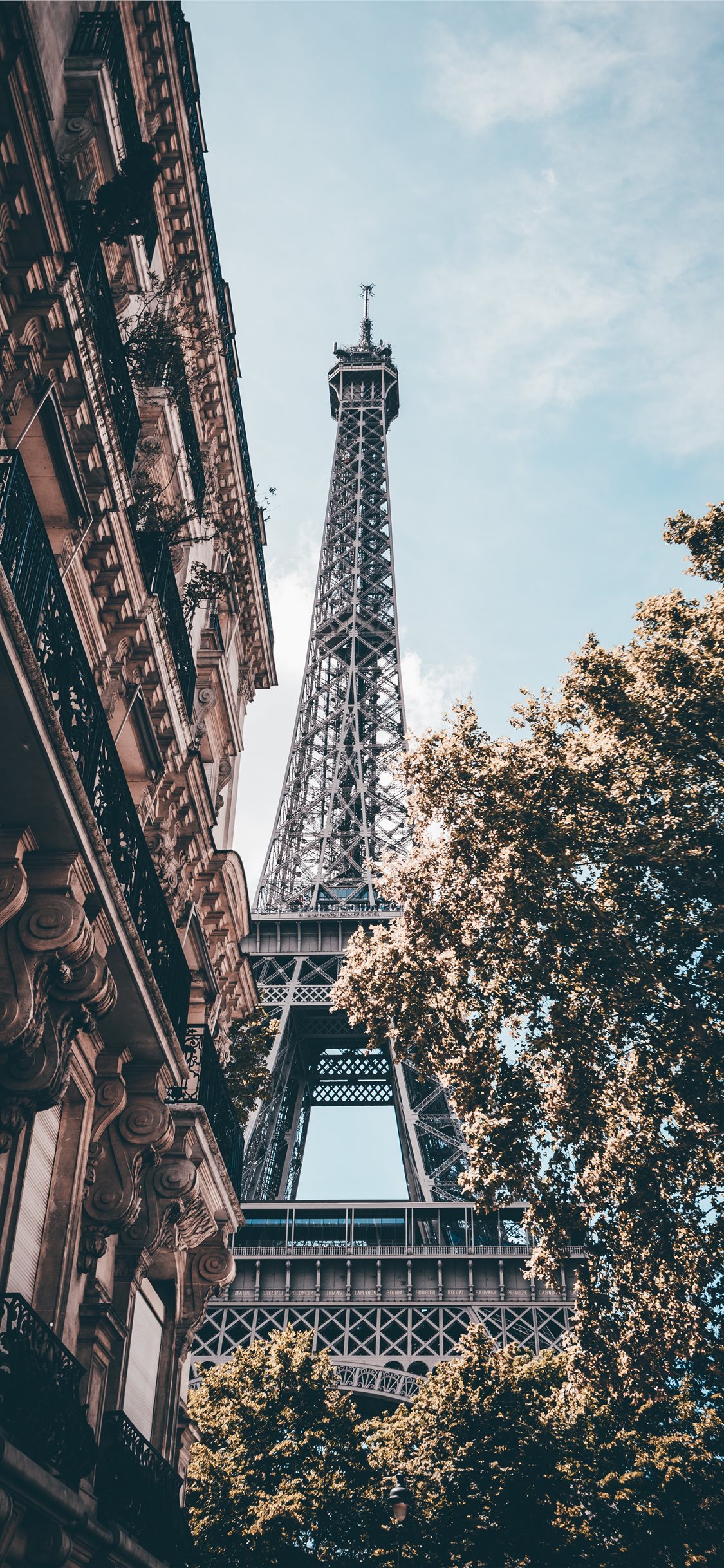 Paris Phone Wallpapers