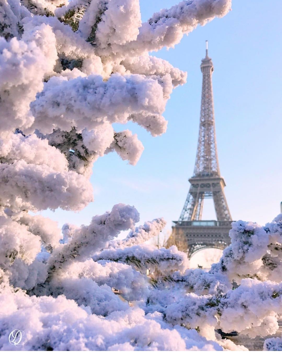 Paris Snow Wallpapers