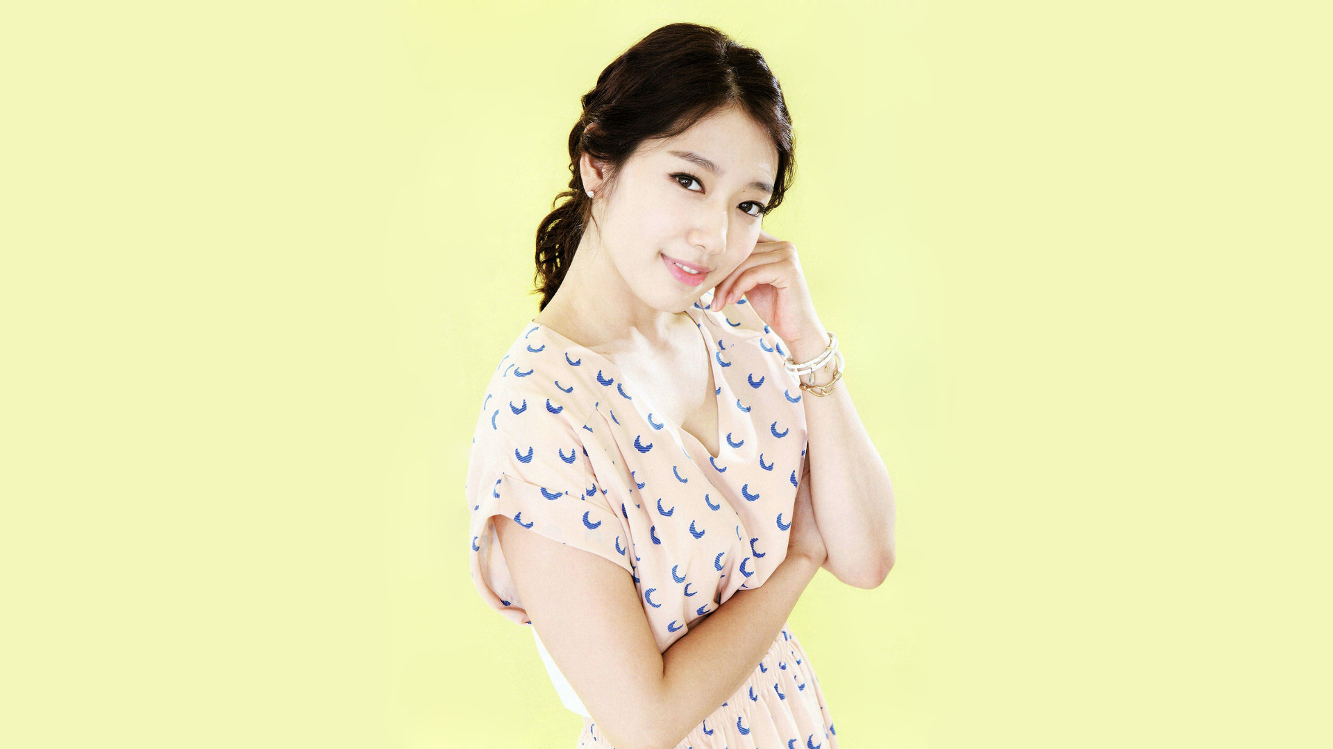 Park Shin Hye Wallpapers