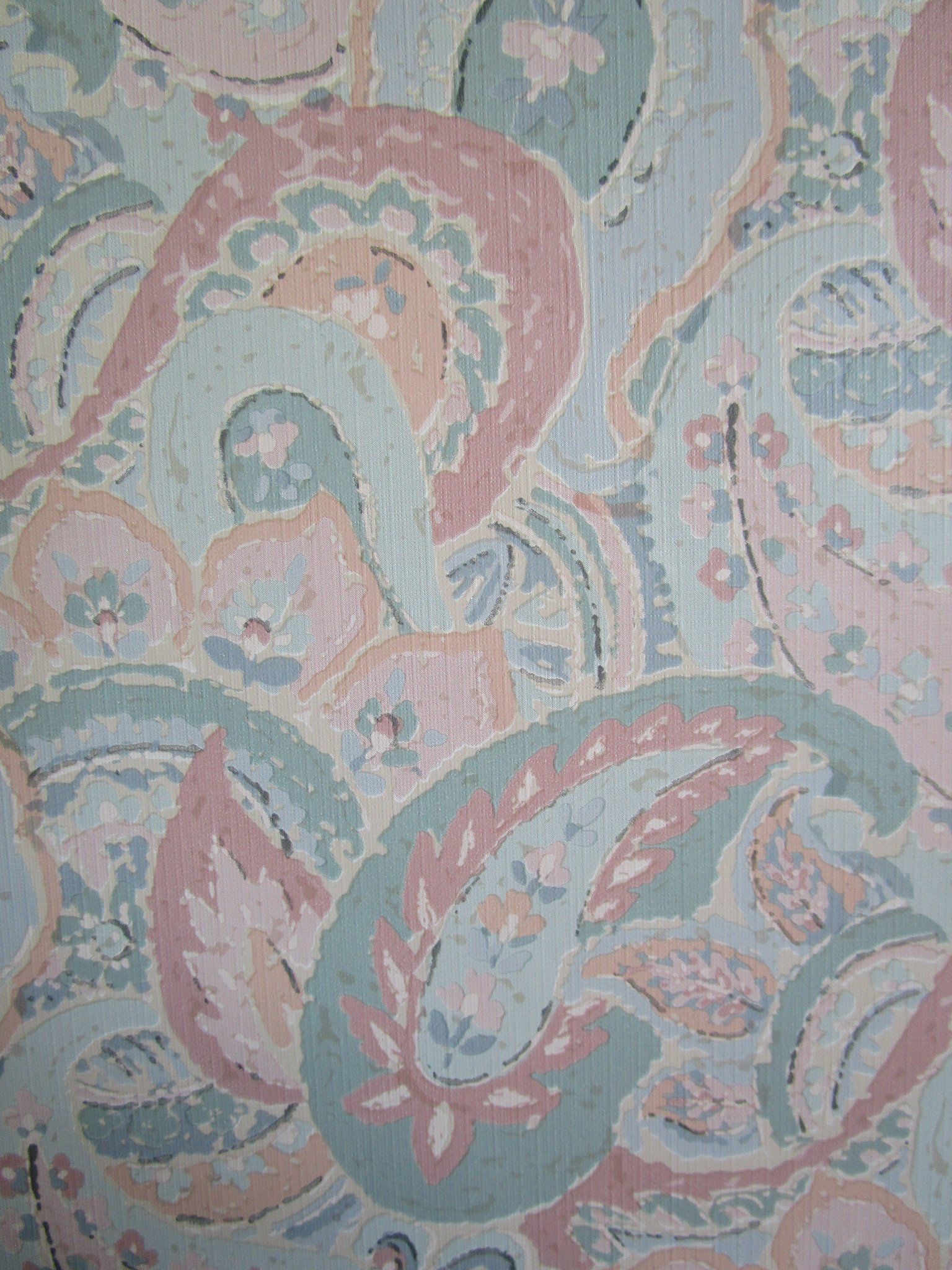 Pastel Paisley Wallpapers