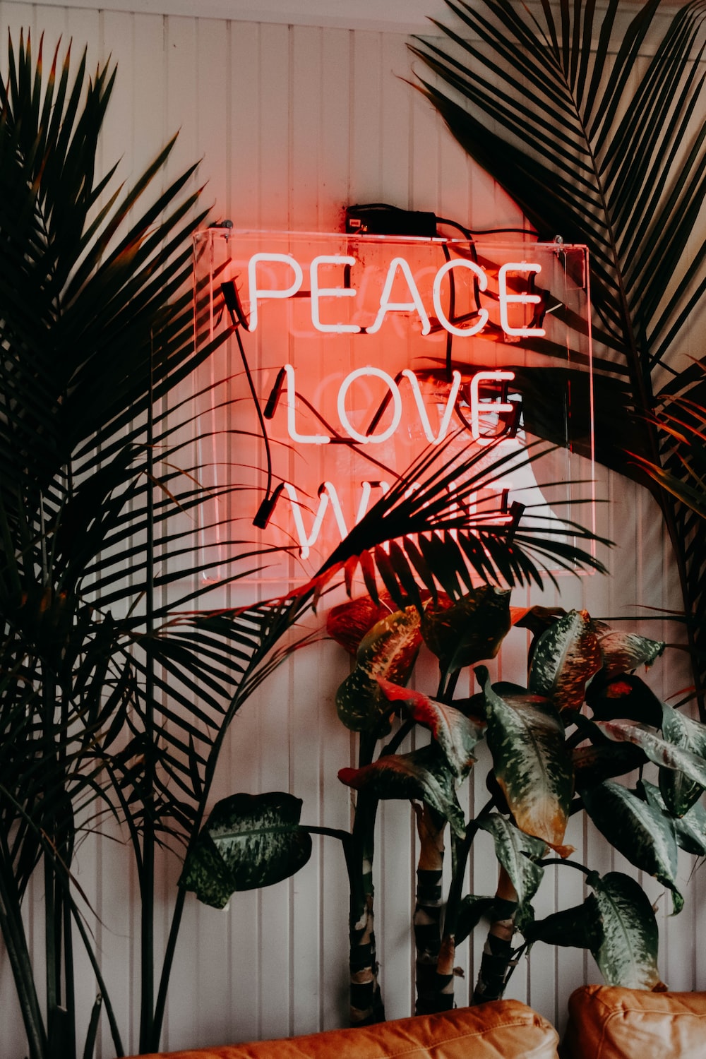 Peace And Love Wallpapers