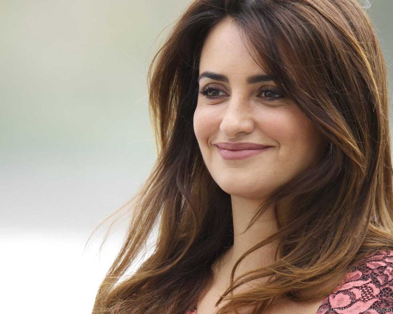 Penelope Cruz  Spanish And Model Wallpapers