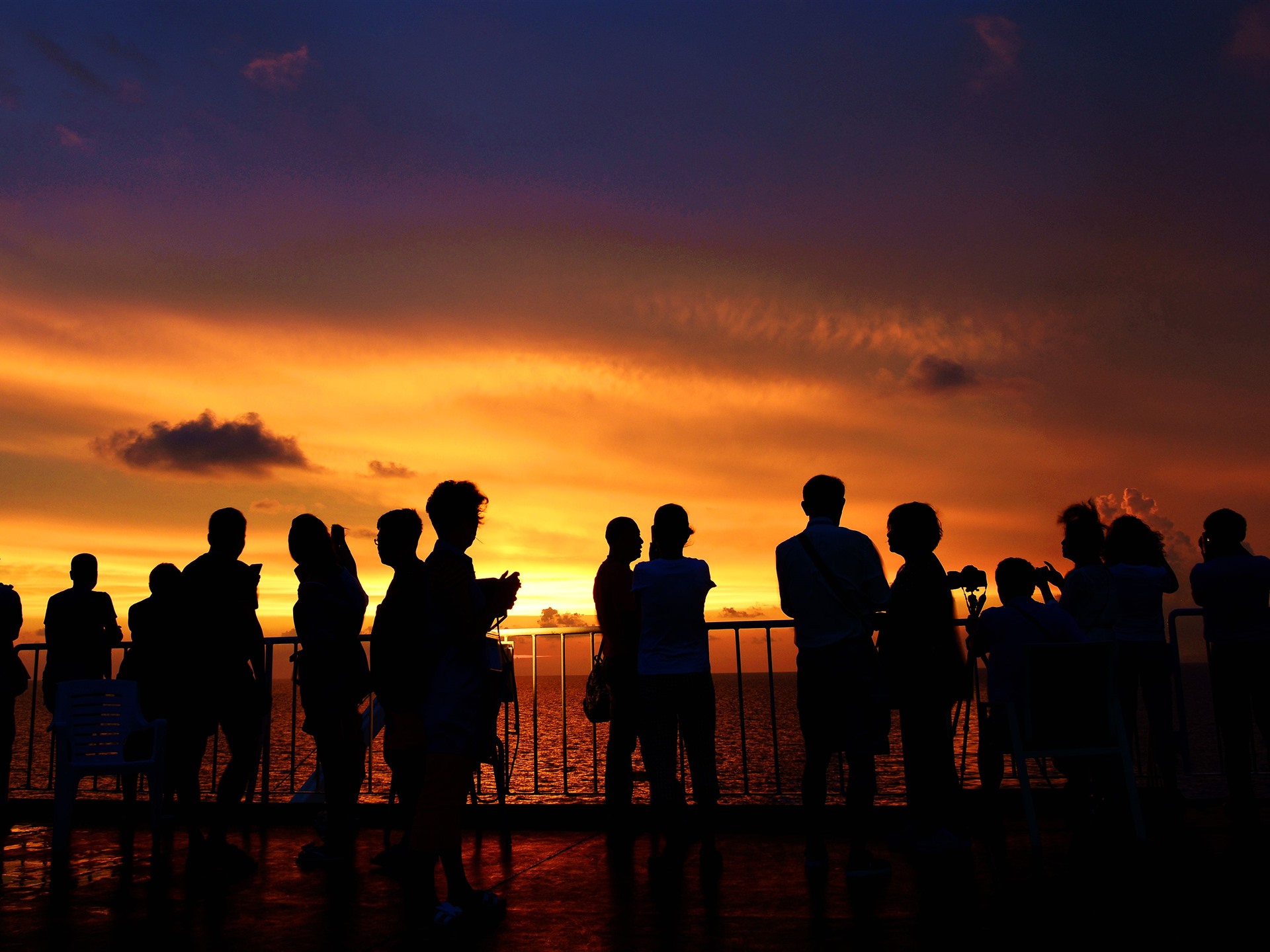 People Sunset Wallpapers