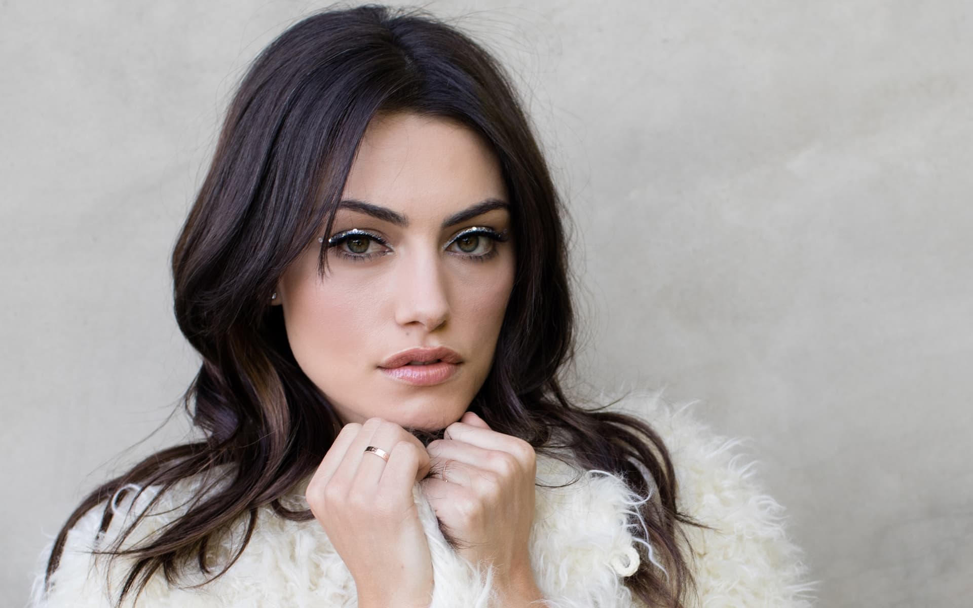 Phoebe Tonkin Australian Actress Model Monochrome Wallpapers