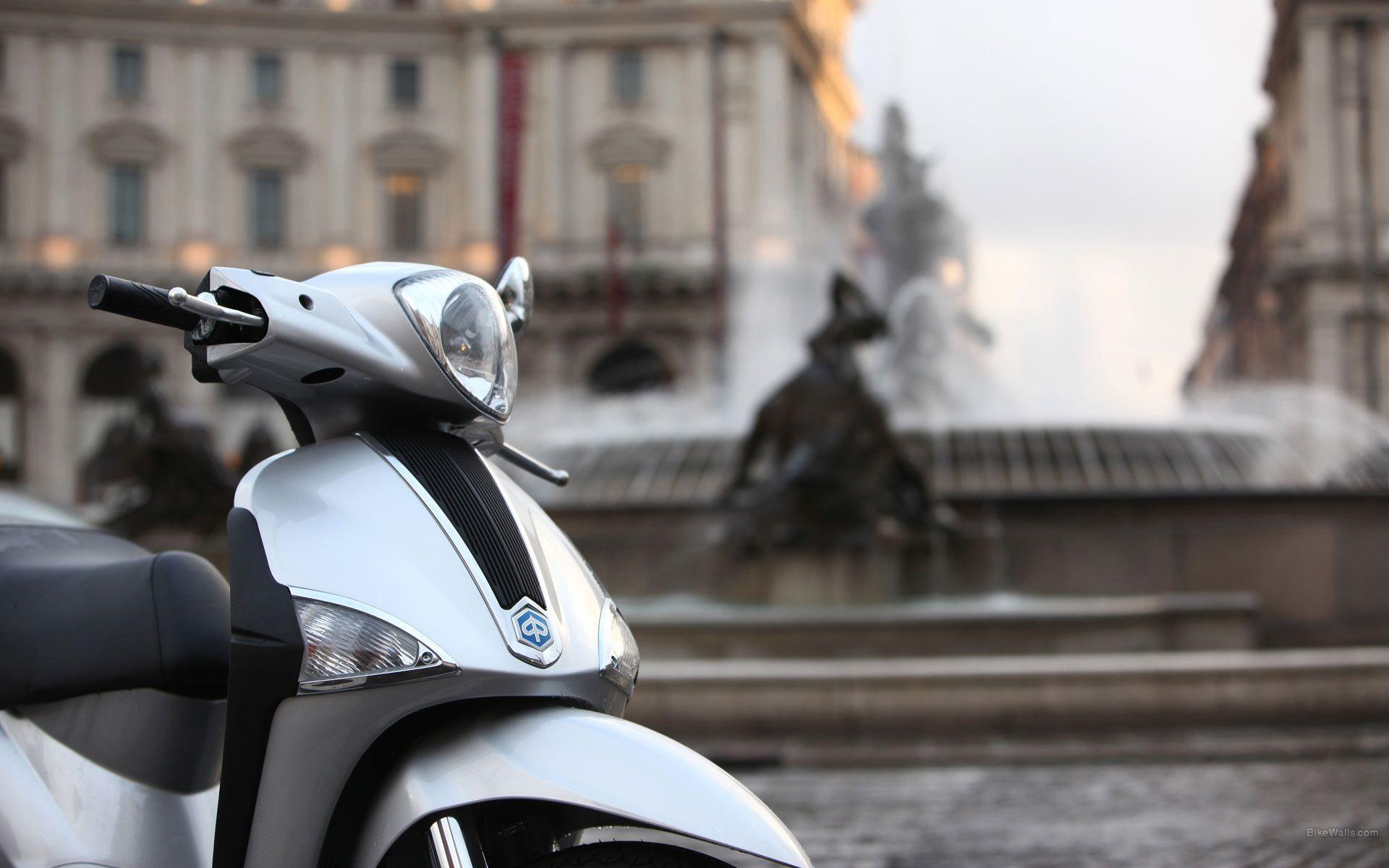 Piaggio Wallpapers