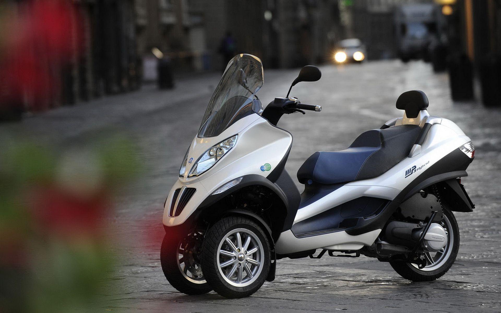 Piaggio Wallpapers