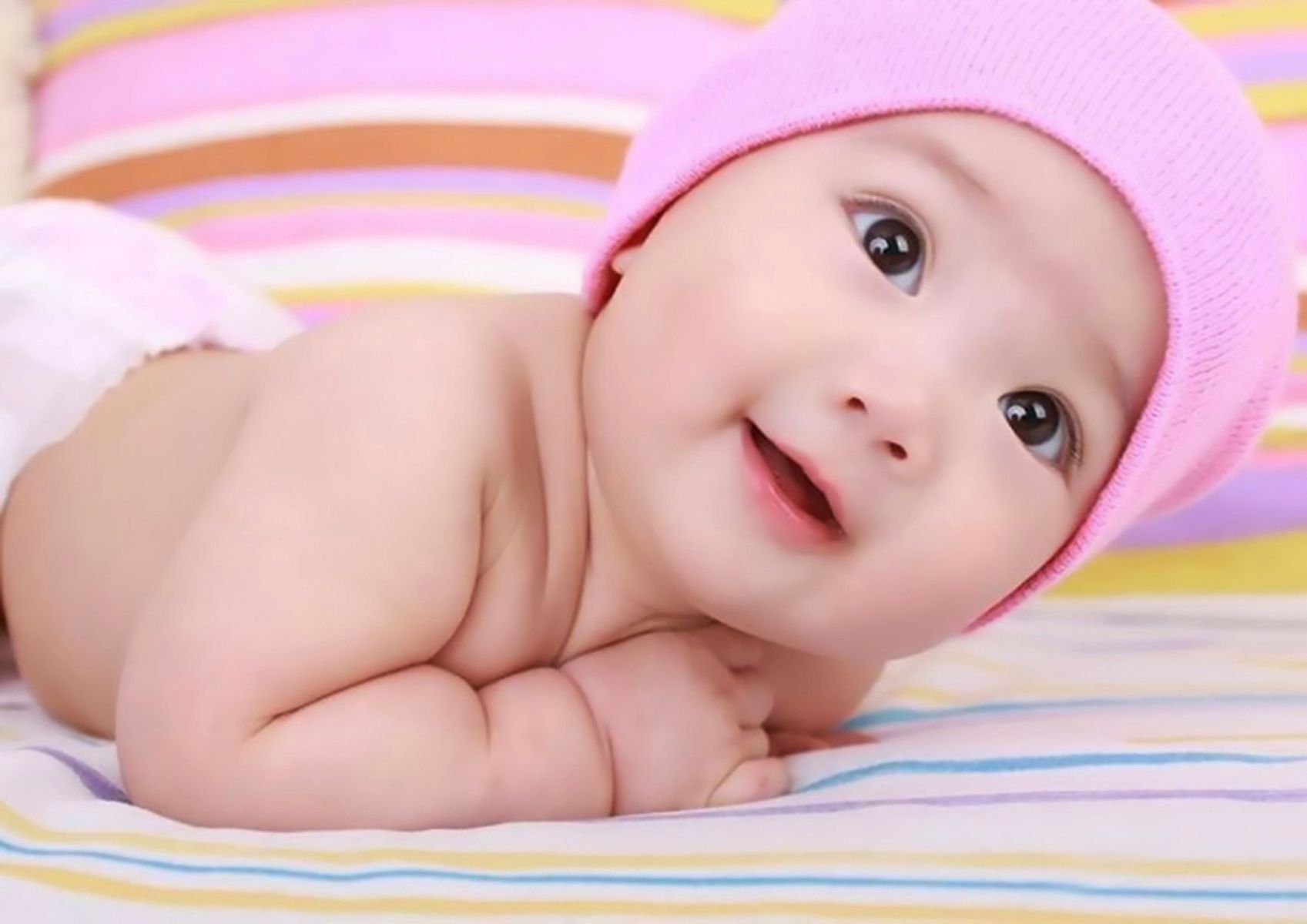 Picture Of Cute Baby Wallpapers