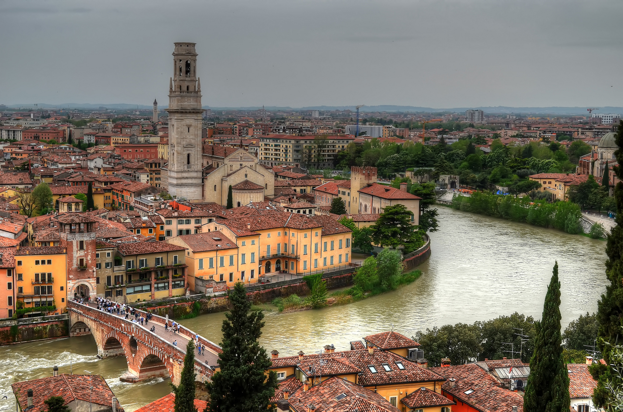 Picture Of Verona Italy Wallpapers