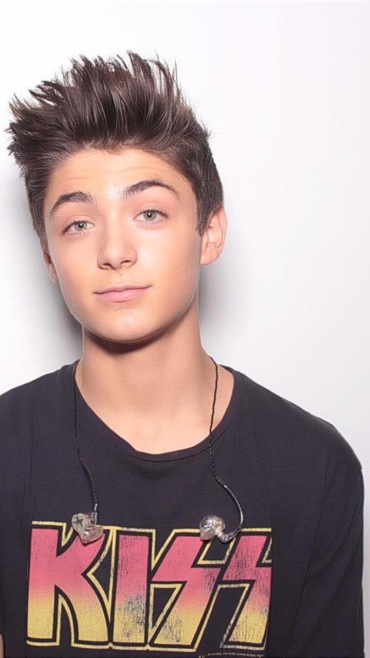 Pictures Of Asher Angel Wallpapers