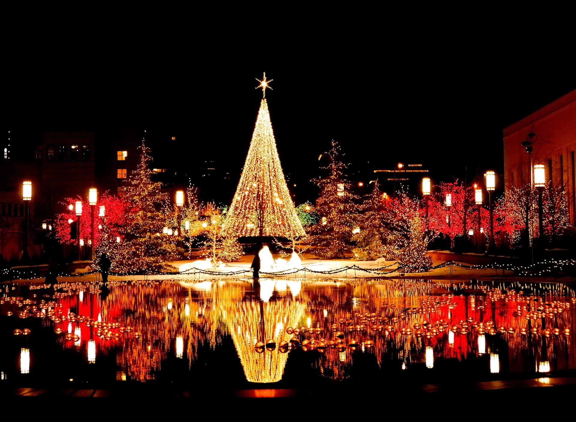 Pictures Of Christmas In Japan Wallpapers