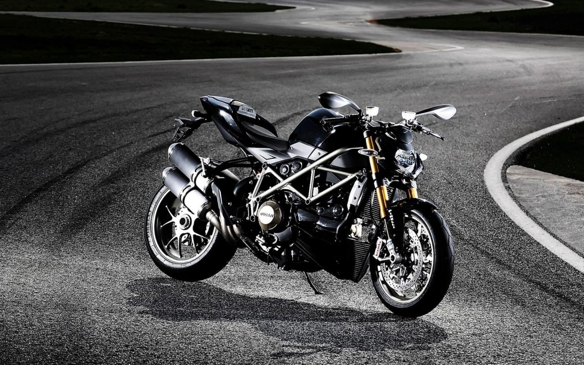 Pictures Of Ducati Motorcycles Wallpapers