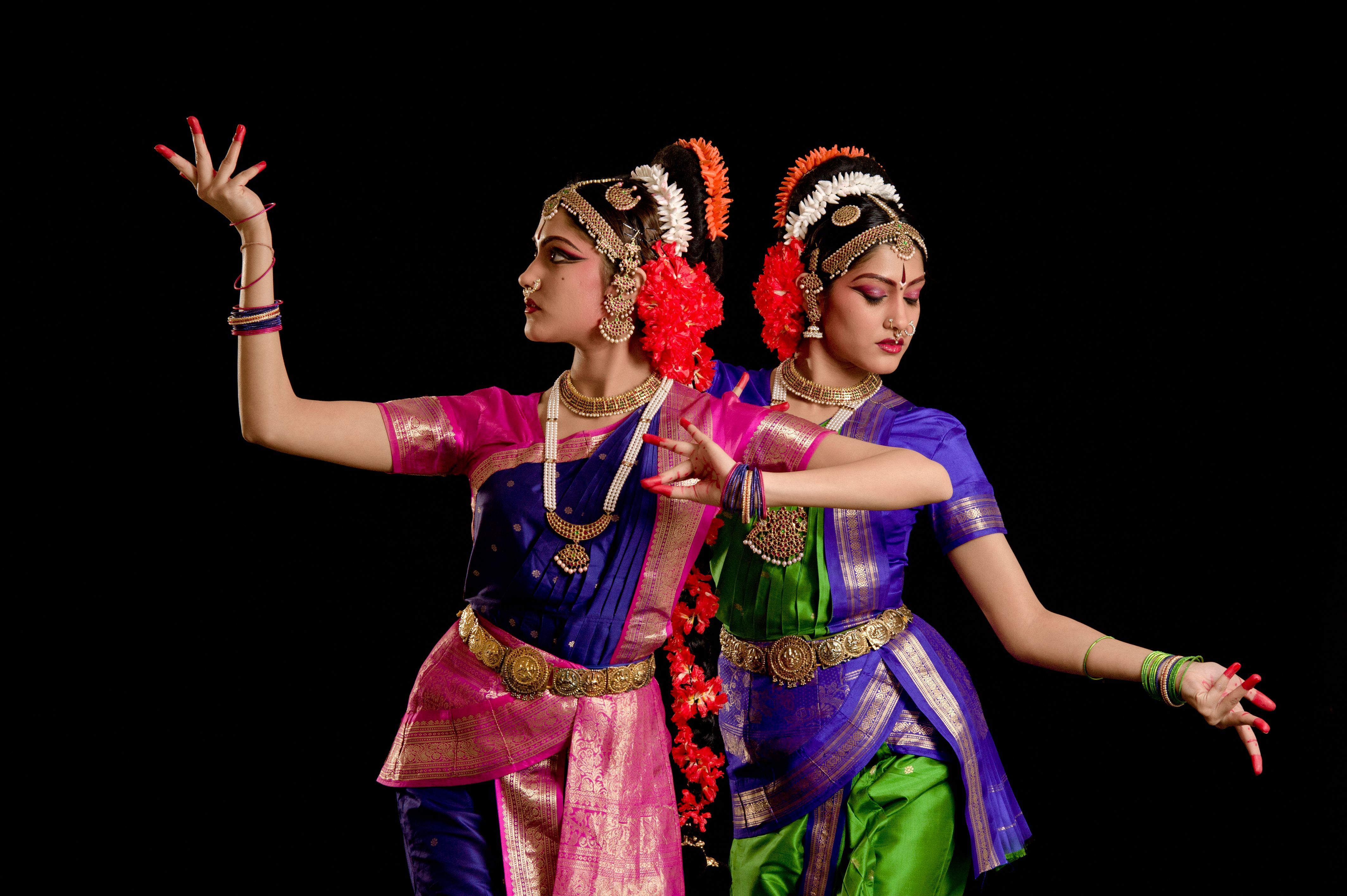 Pictures Of Indian Dancing Wallpapers