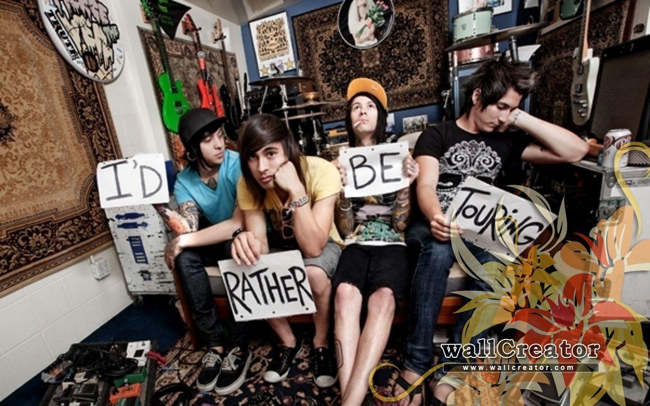 Pierce The Veil Desktop Wallpapers