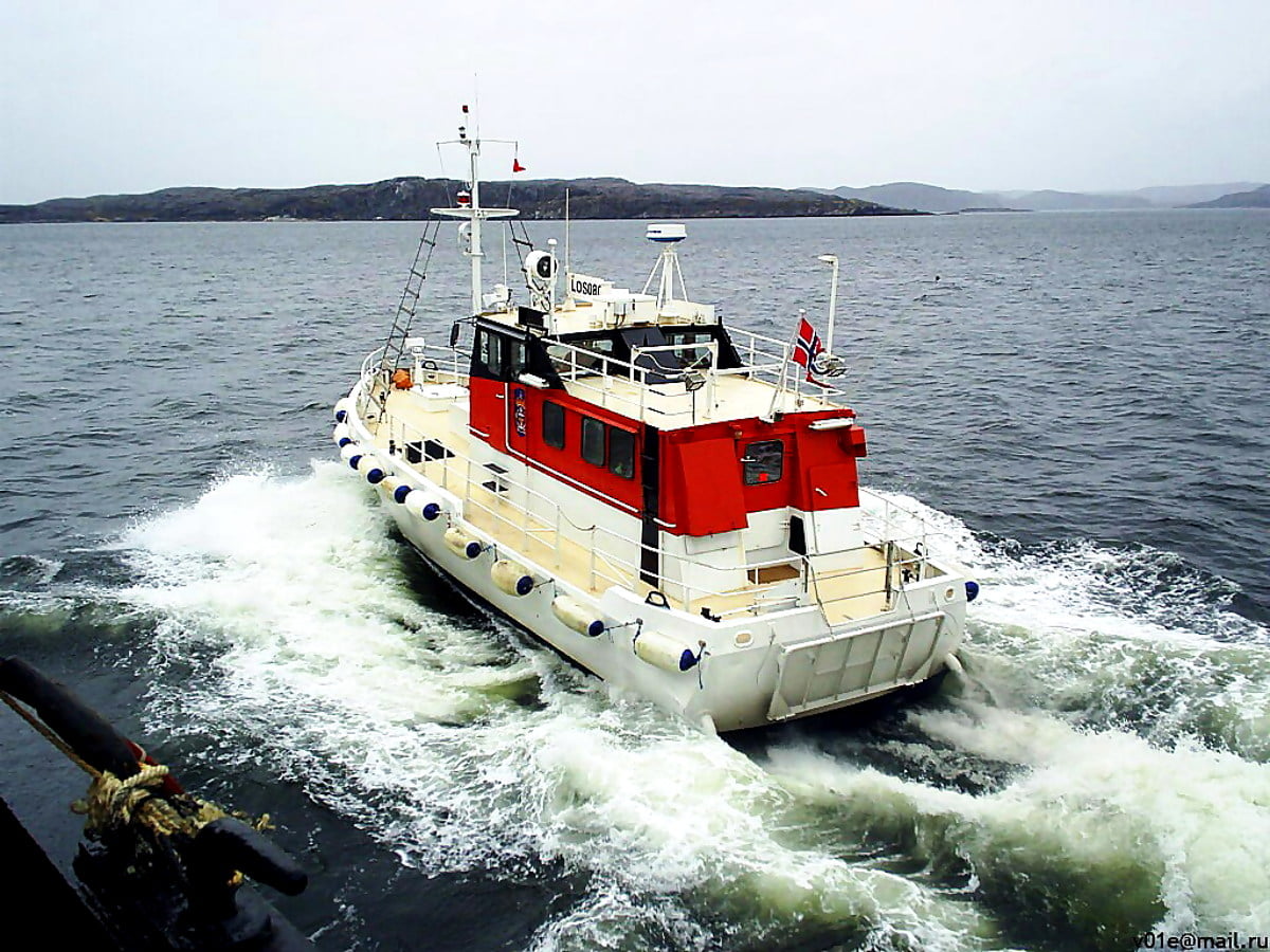 Pilot Boat Wallpapers