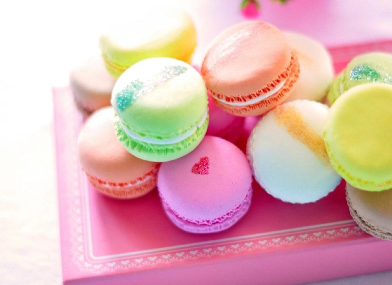 Pink And Blue Macaroon Wallpapers