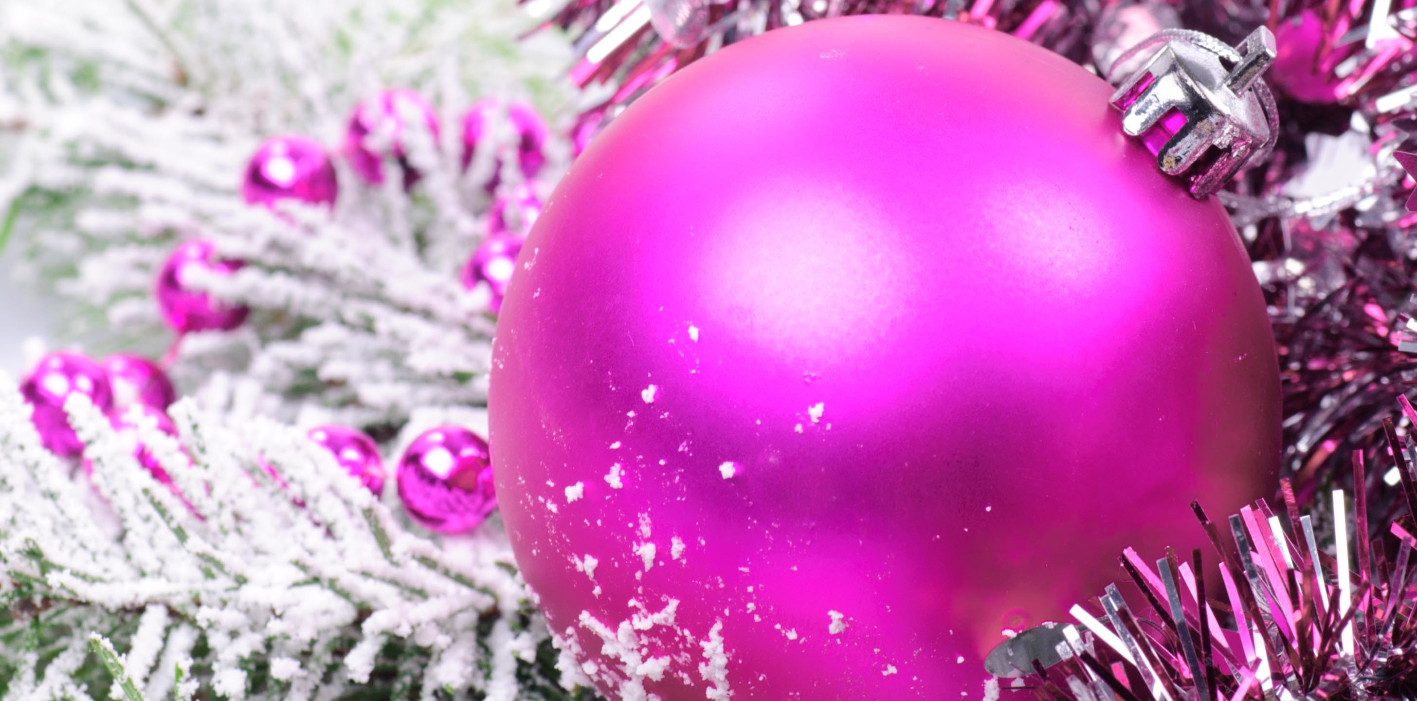 Pink Christmas Wallpapers