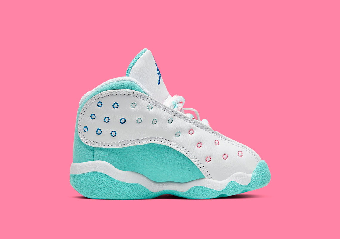 Pink Jordans Shoes Wallpapers