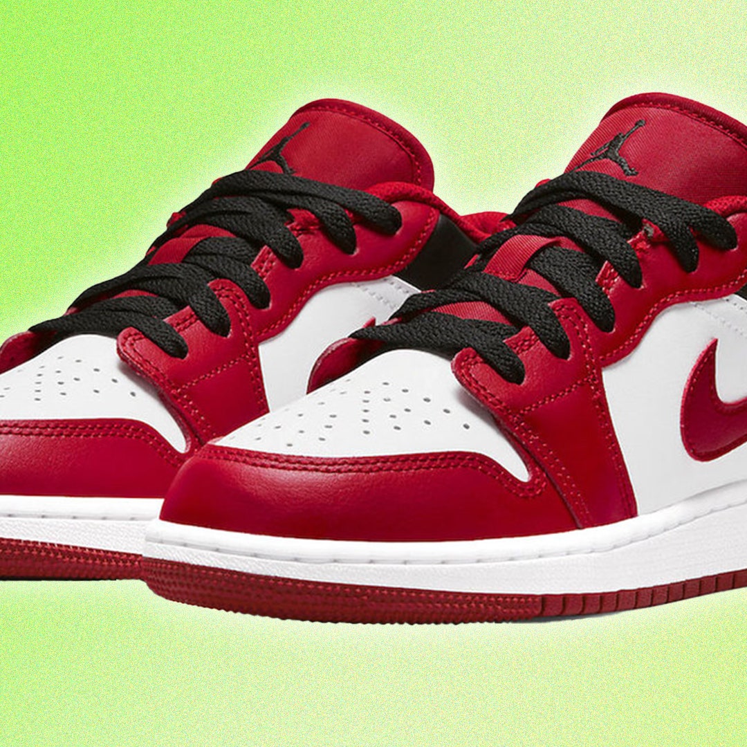 Pink Jordans Shoes Wallpapers