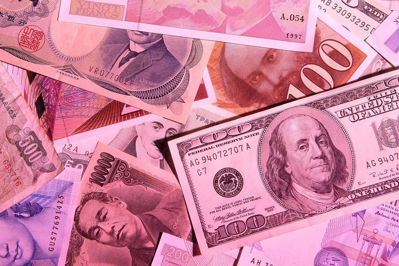 Pink Money Wallpapers