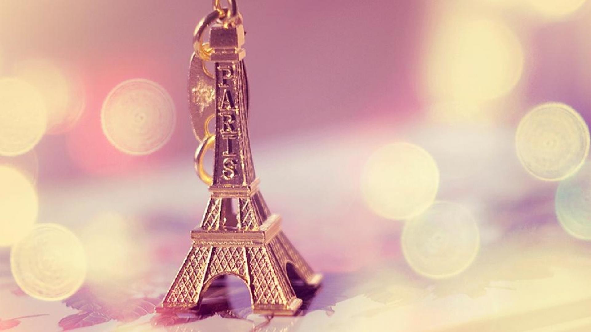 Pink Paris Wallpapers