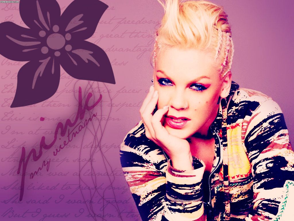 Pink Singer Wallpapers