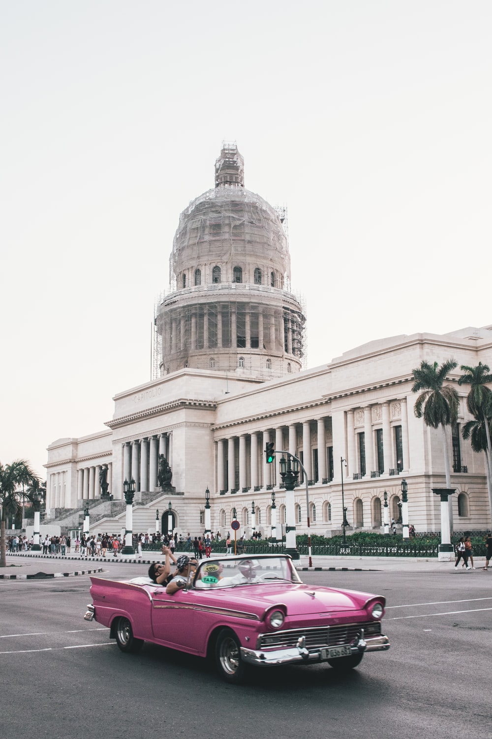 Pink Vintage Car Wallpapers