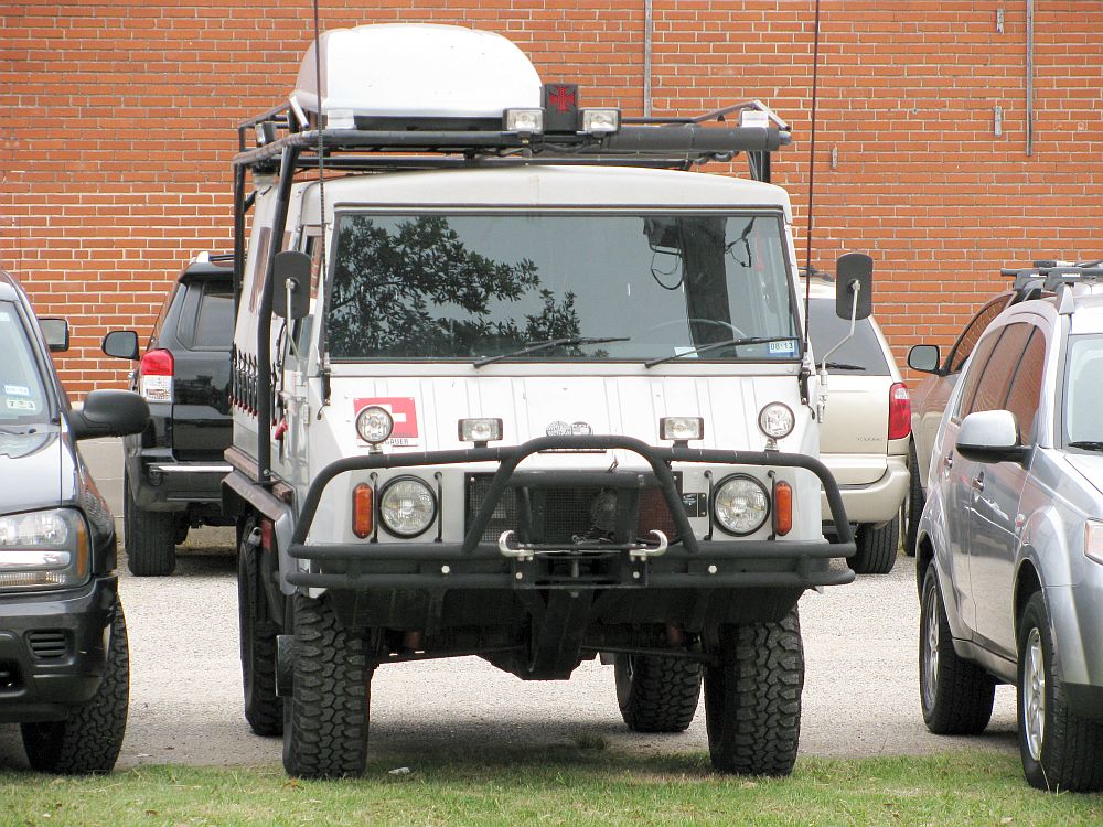 Pinzgauer High-Mobility All-Terrain Vehicle Wallpapers