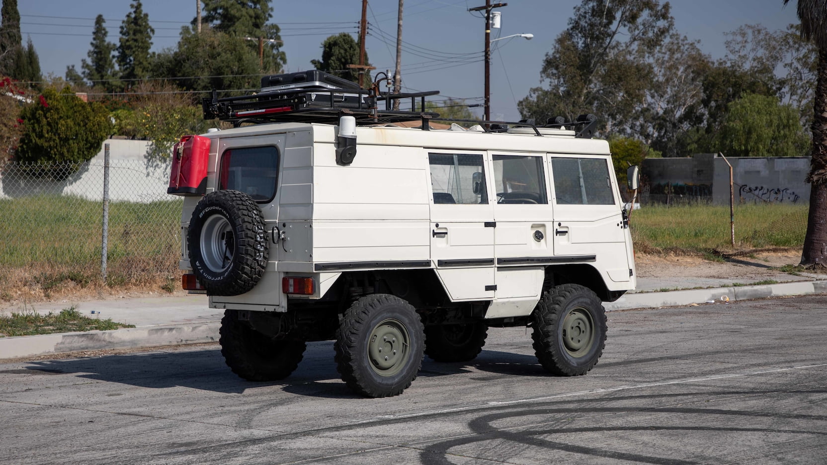 Pinzgauer High-Mobility All-Terrain Vehicle Wallpapers