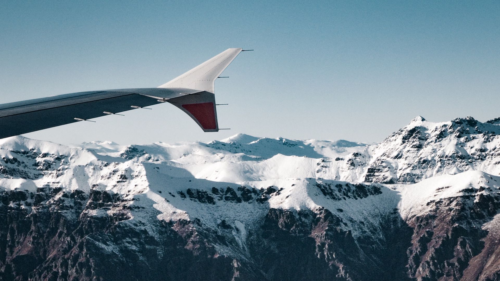 Plane Mountains Wallpapers