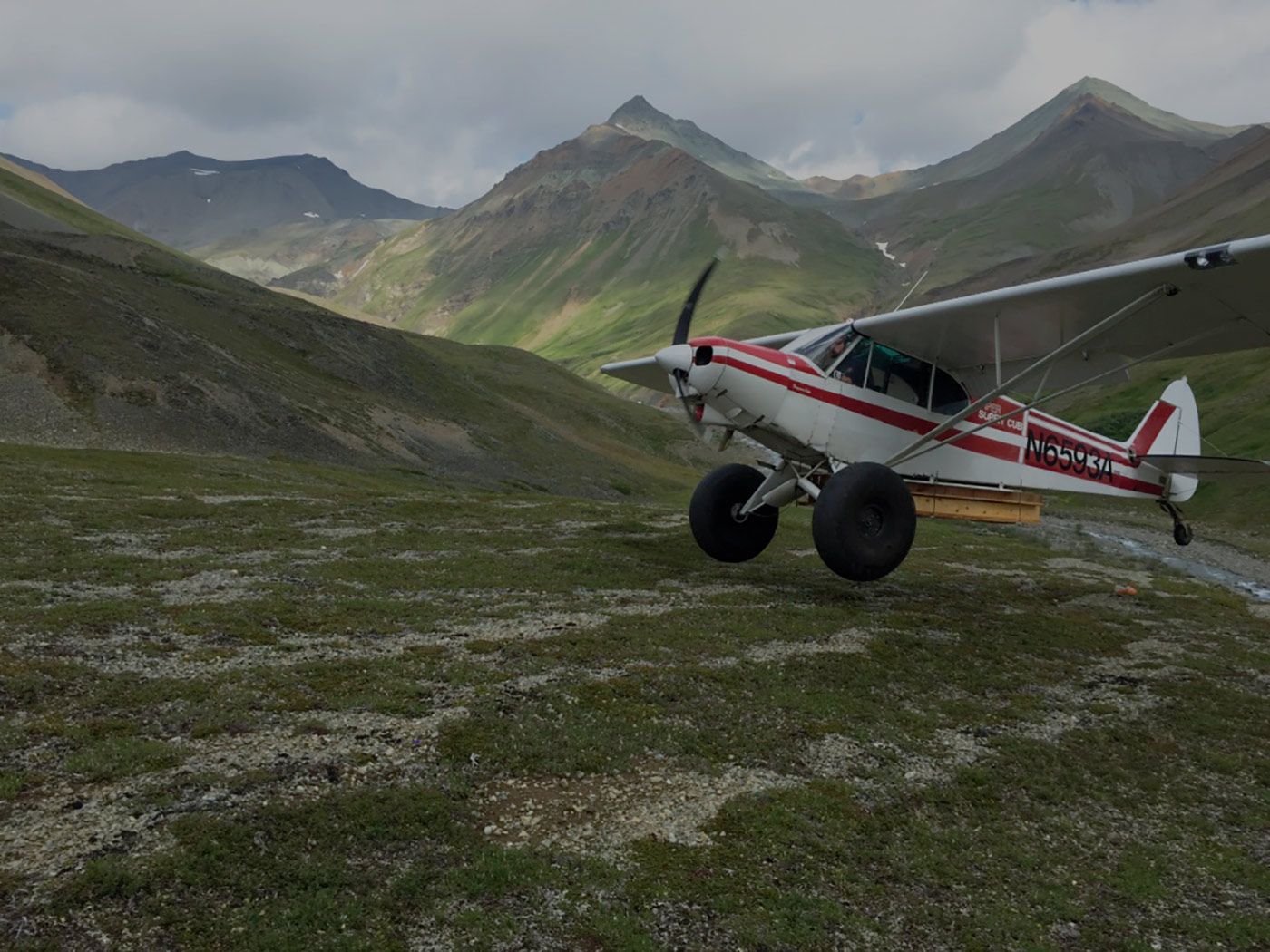 Plane Mountains Wallpapers