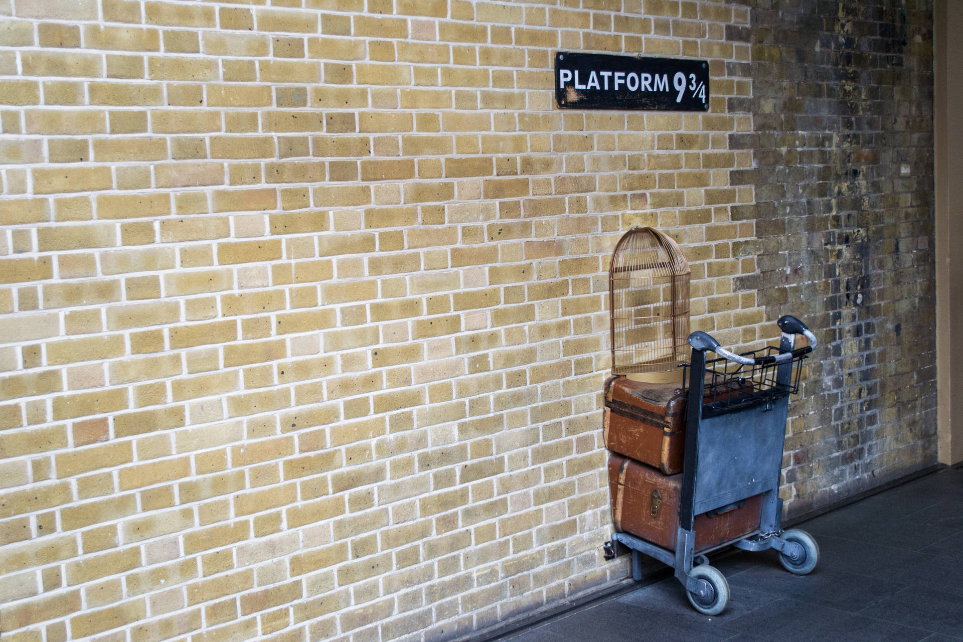 Platform 9 3/4 Wallpapers