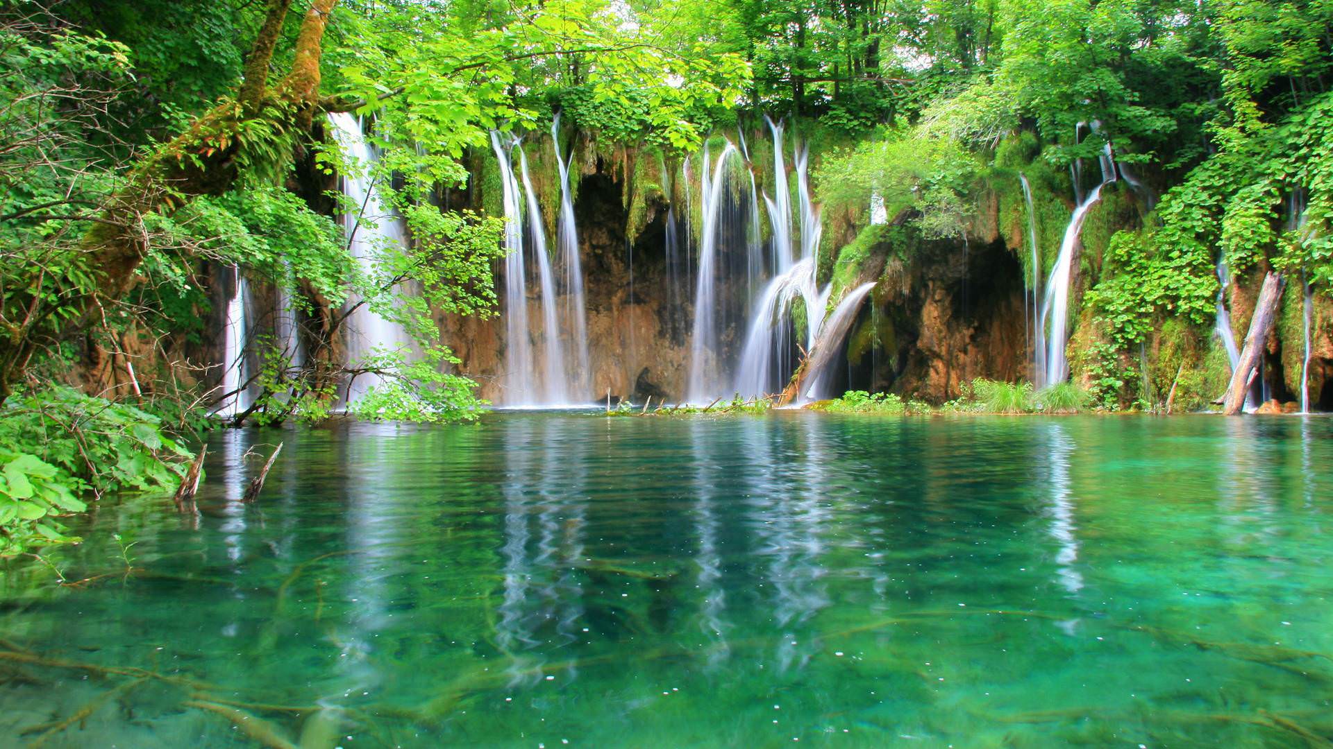 Plitvice Lakes National Park Wallpapers