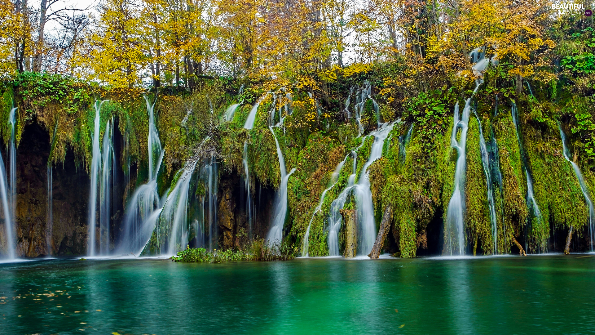 Plitvice Lakes National Park Wallpapers