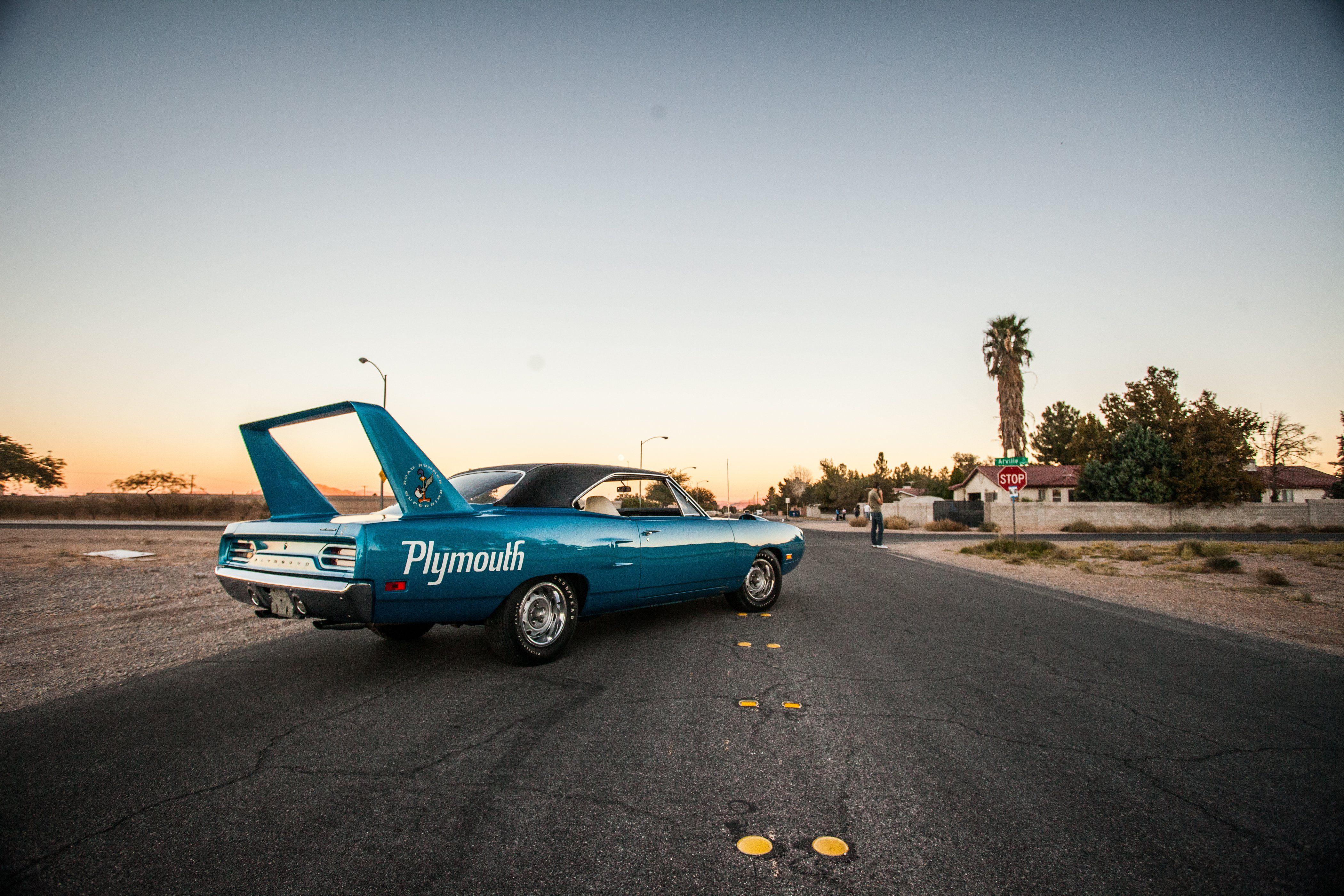 Plymouth Road Runner Superbird Wallpapers