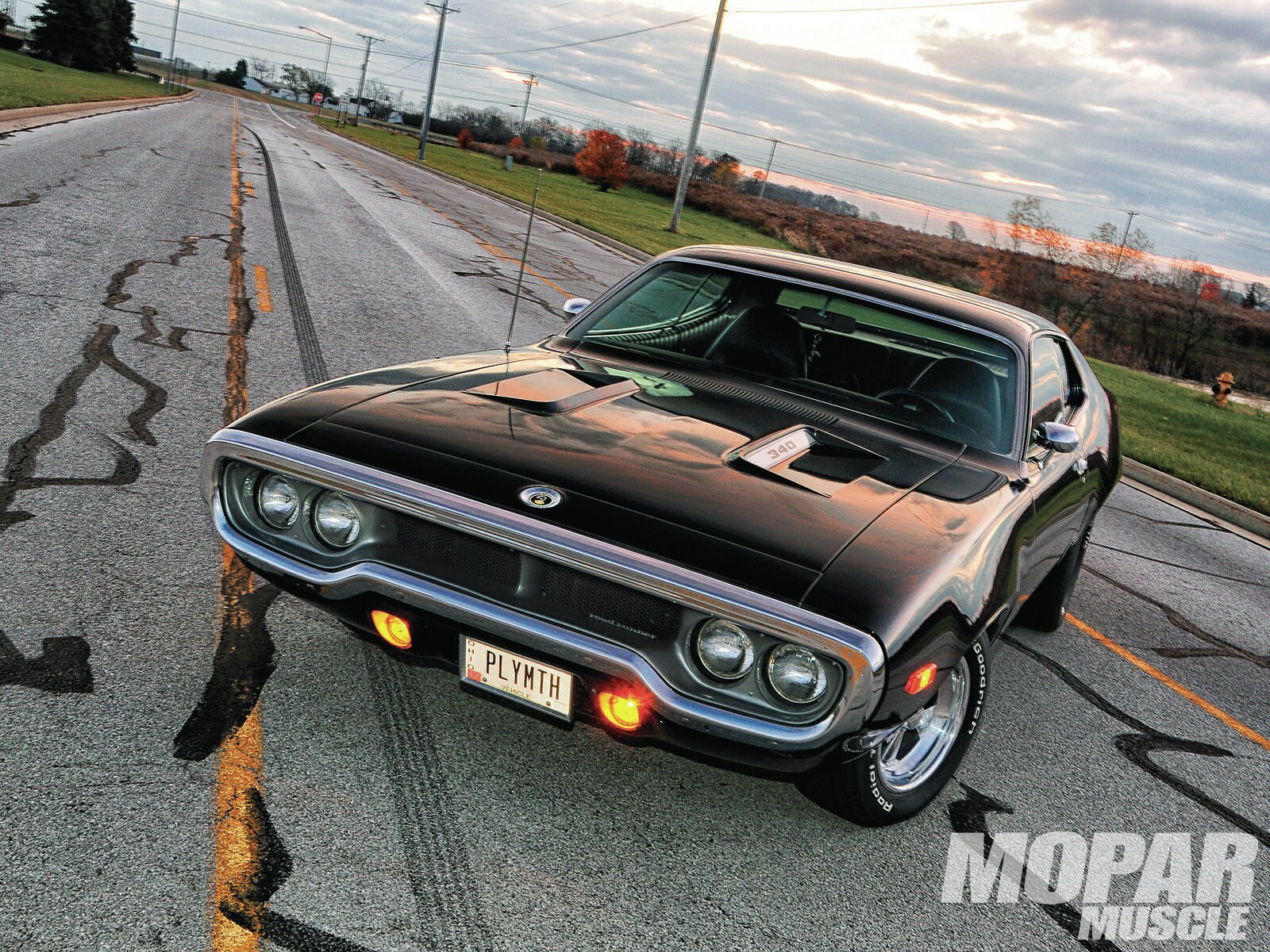 Plymouth Roadrunner Wallpapers