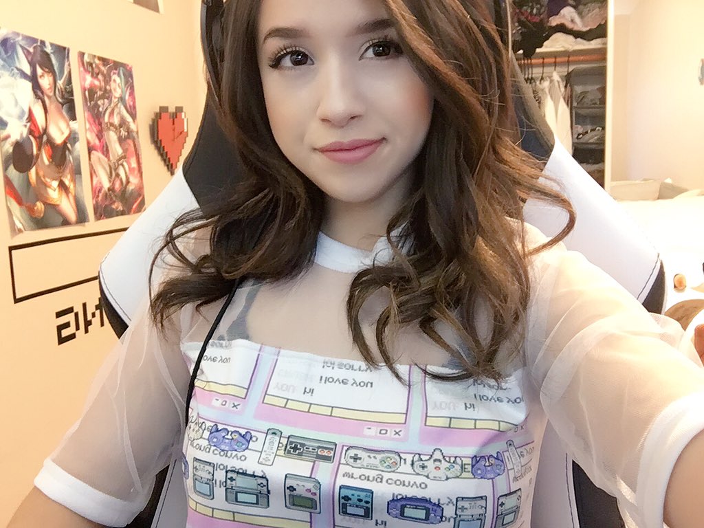 Pokimane Wallpapers