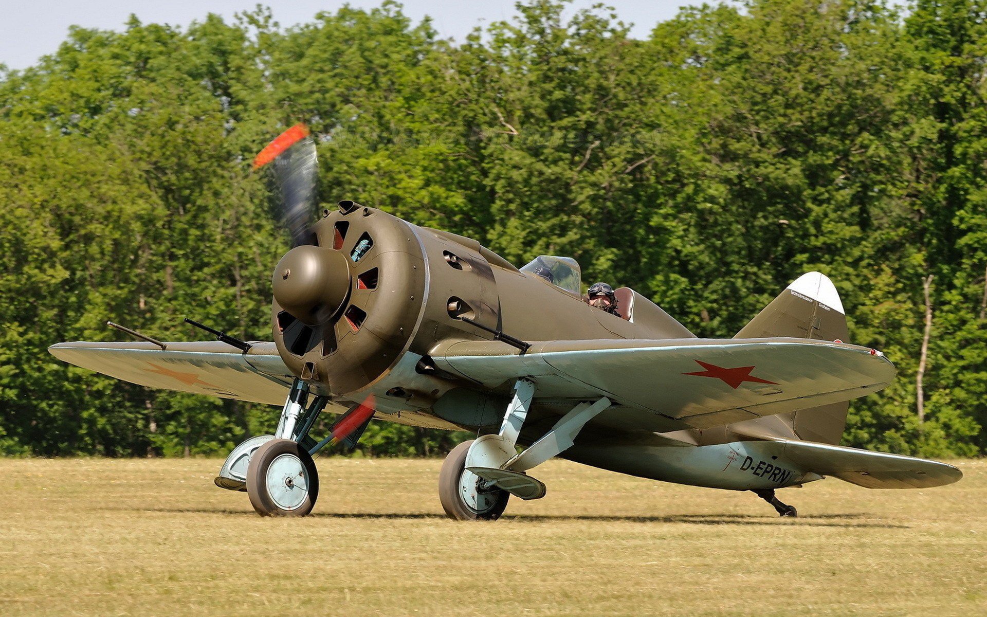 Polikarpov I-16 Wallpapers