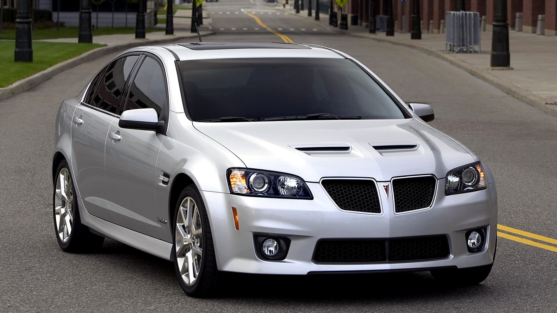 Pontiac G8 Wallpapers