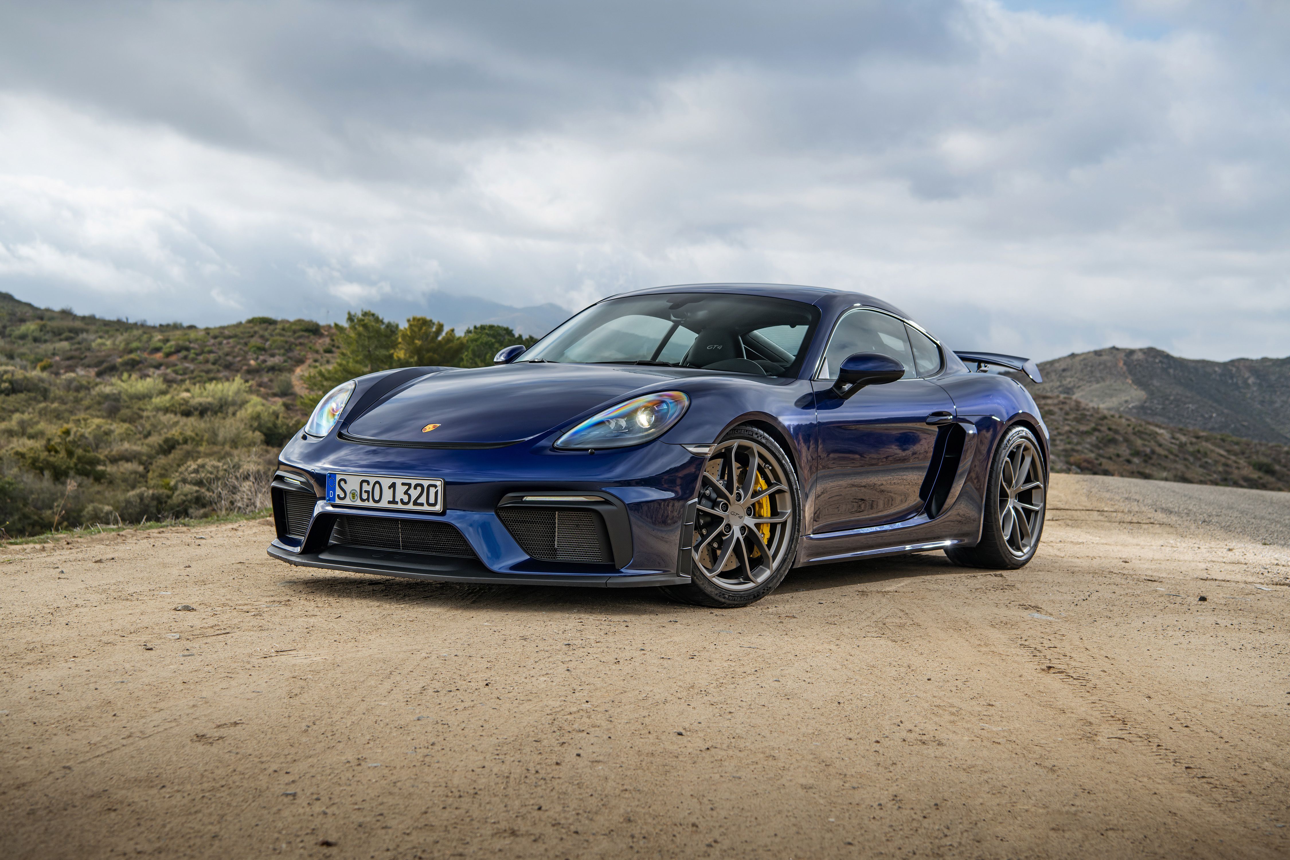 Porsche 718 Cayman Gt4 Wallpapers