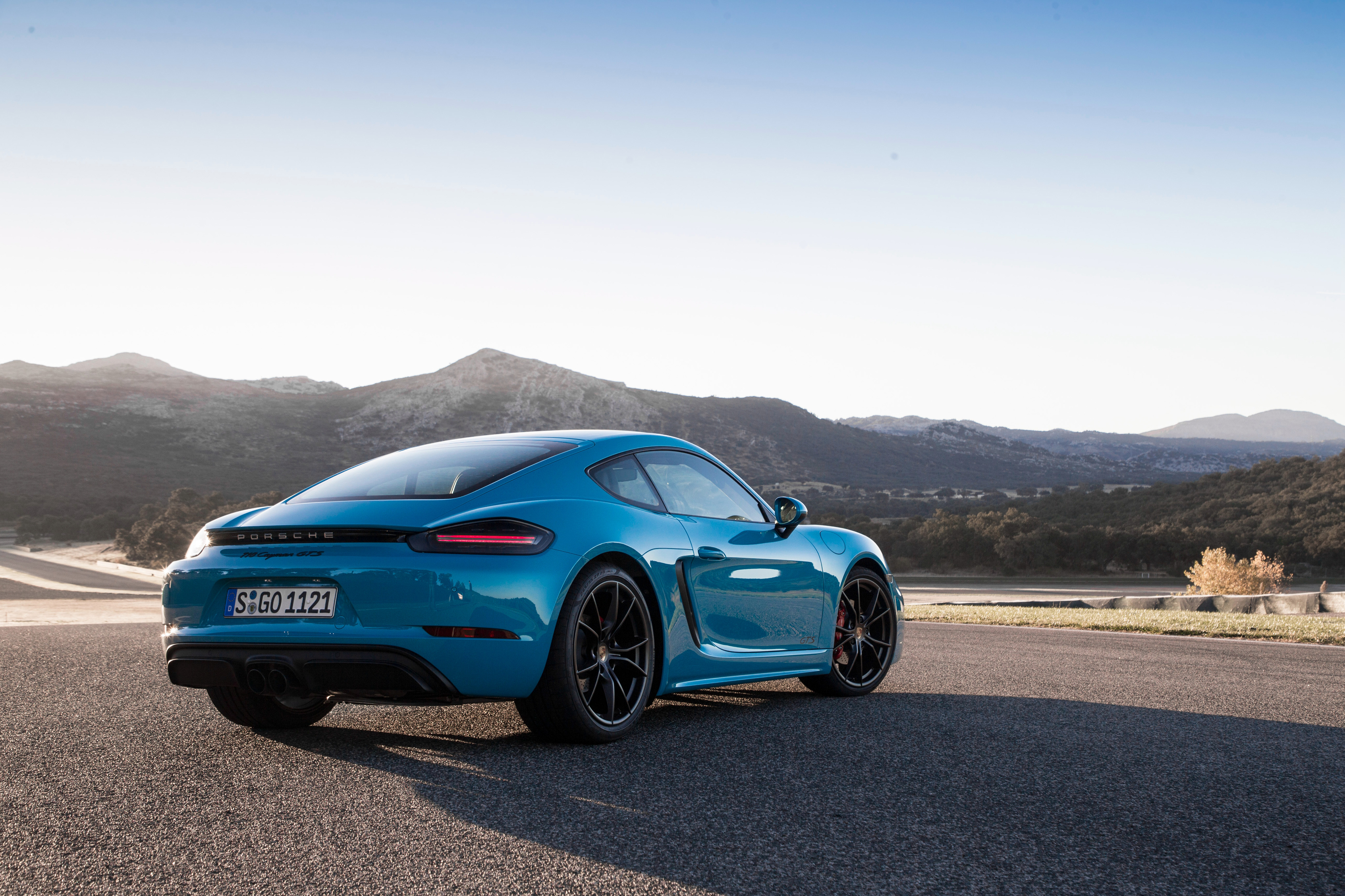 Porsche 718 Cayman Gts Wallpapers