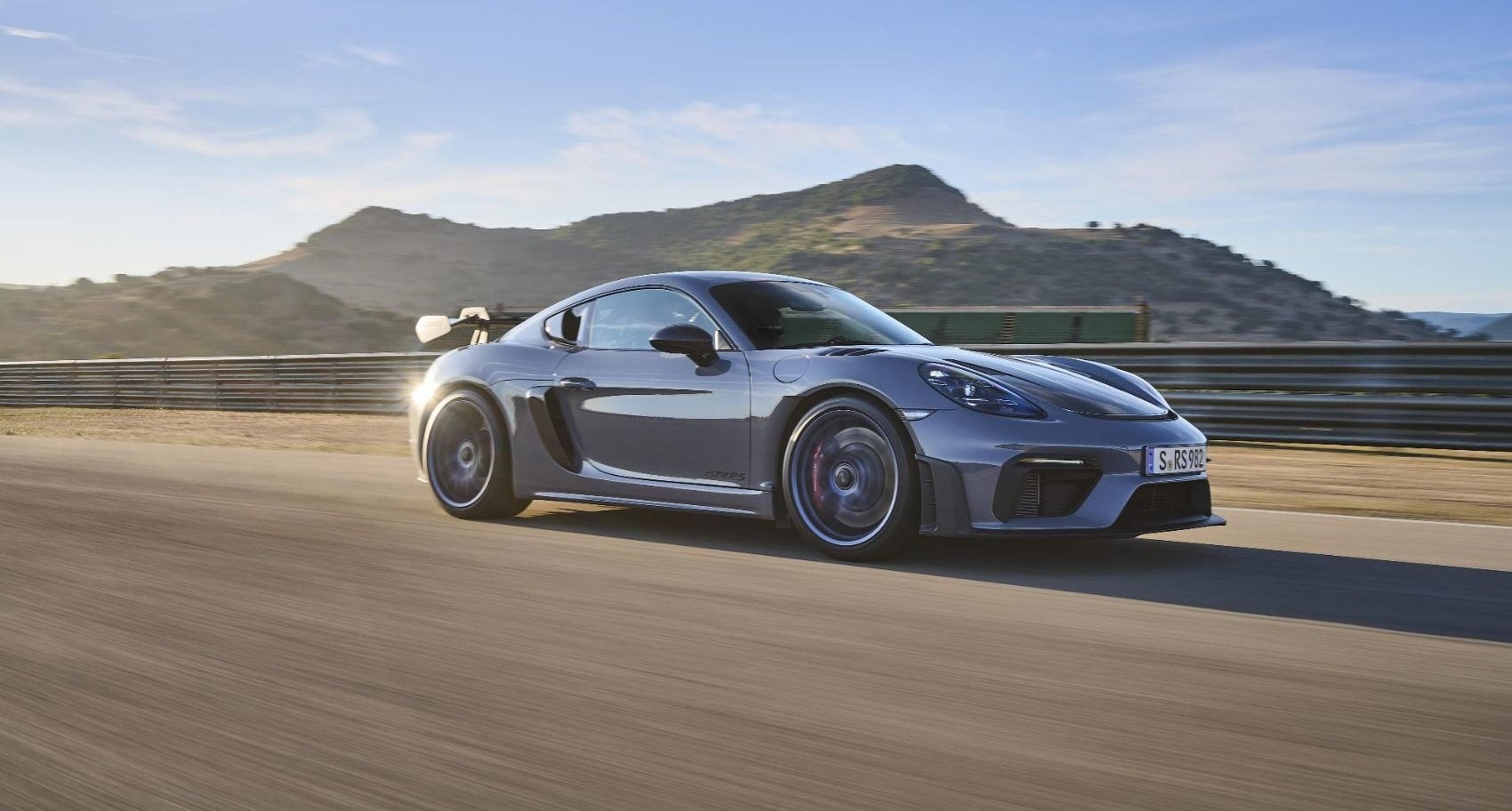 Porsche 718 Cayman Gts Wallpapers