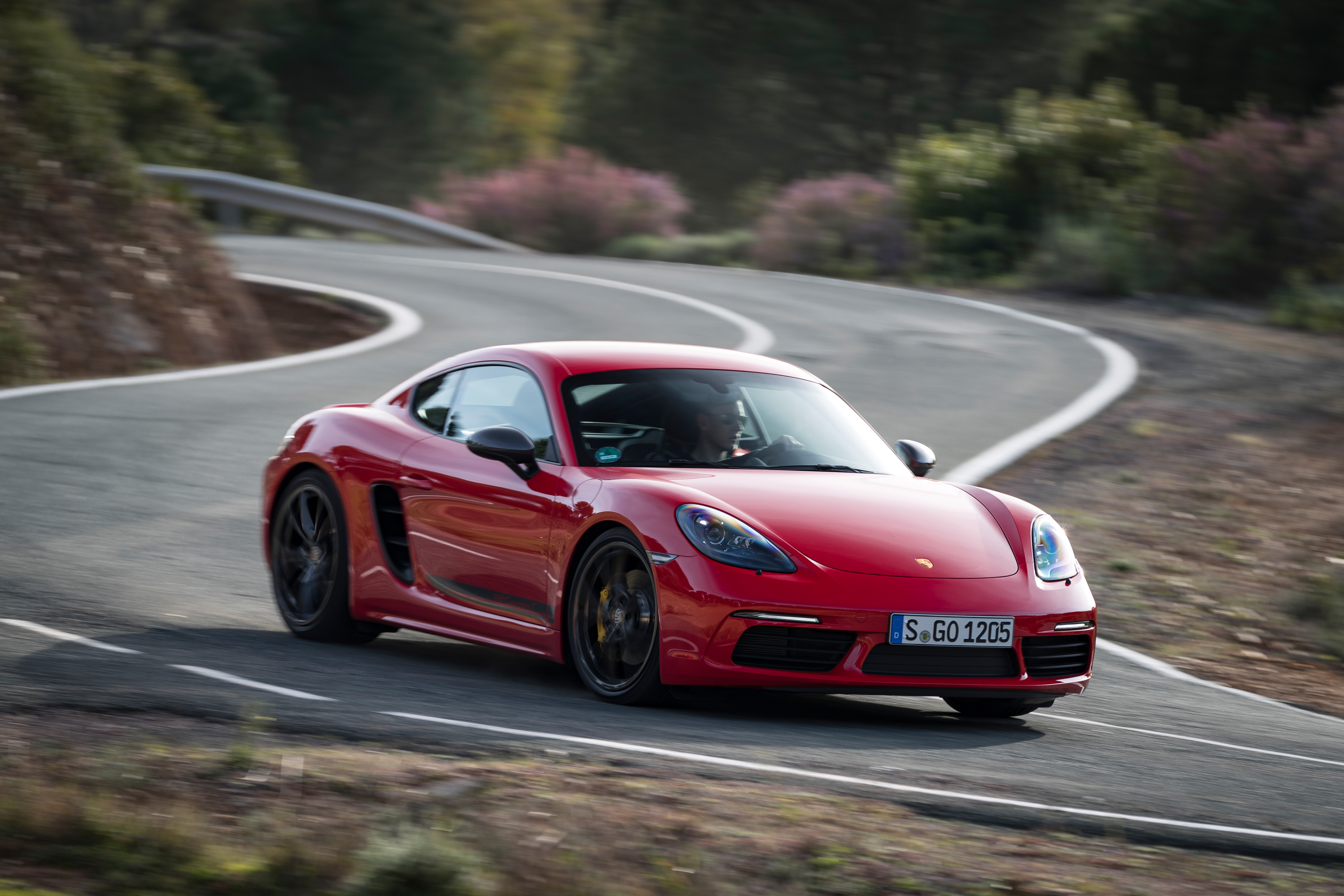 Porsche 718 Cayman S Wallpapers