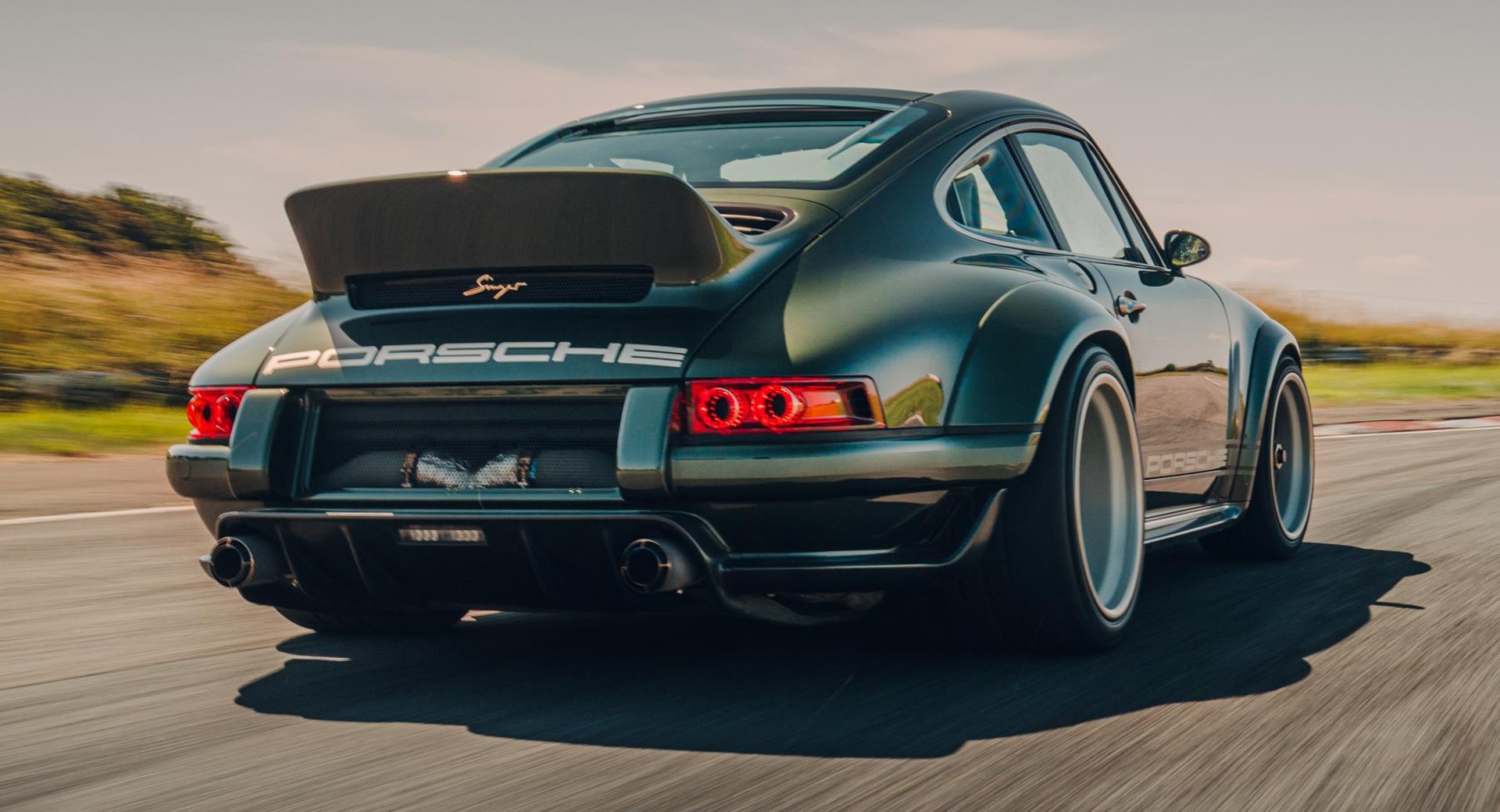 Porsche 911 Dls Wallpapers