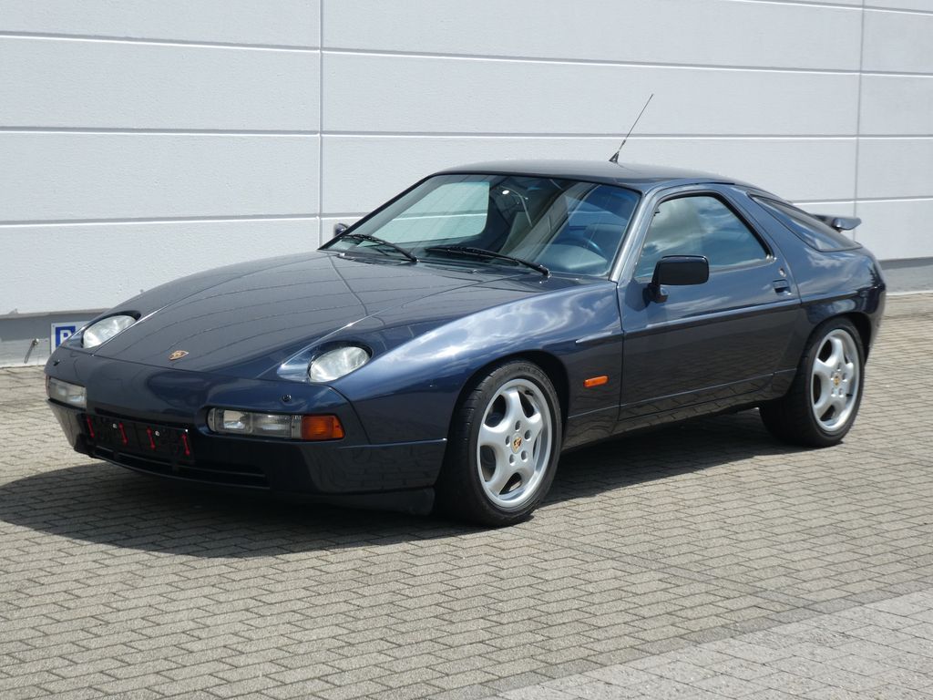 Porsche 928 S4 Wallpapers