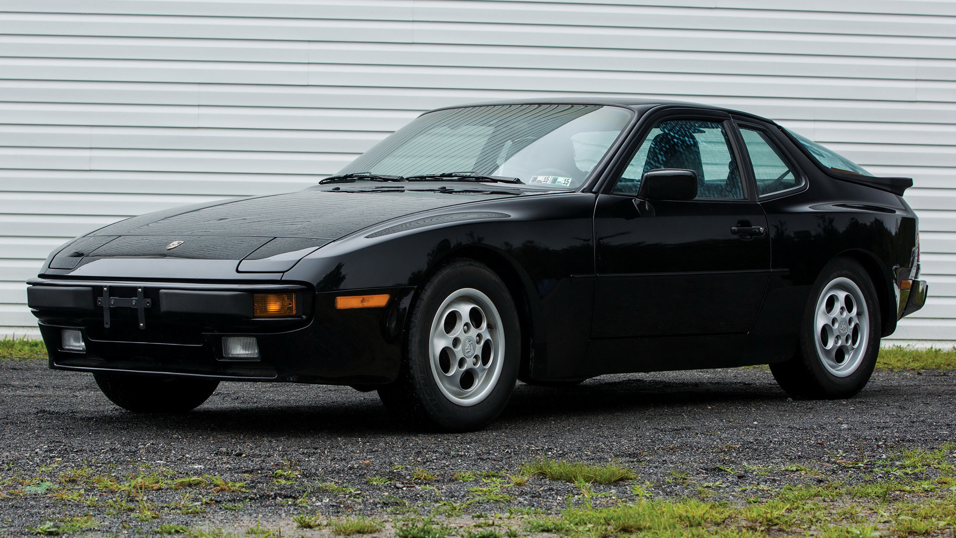 Porsche 944 Wallpapers