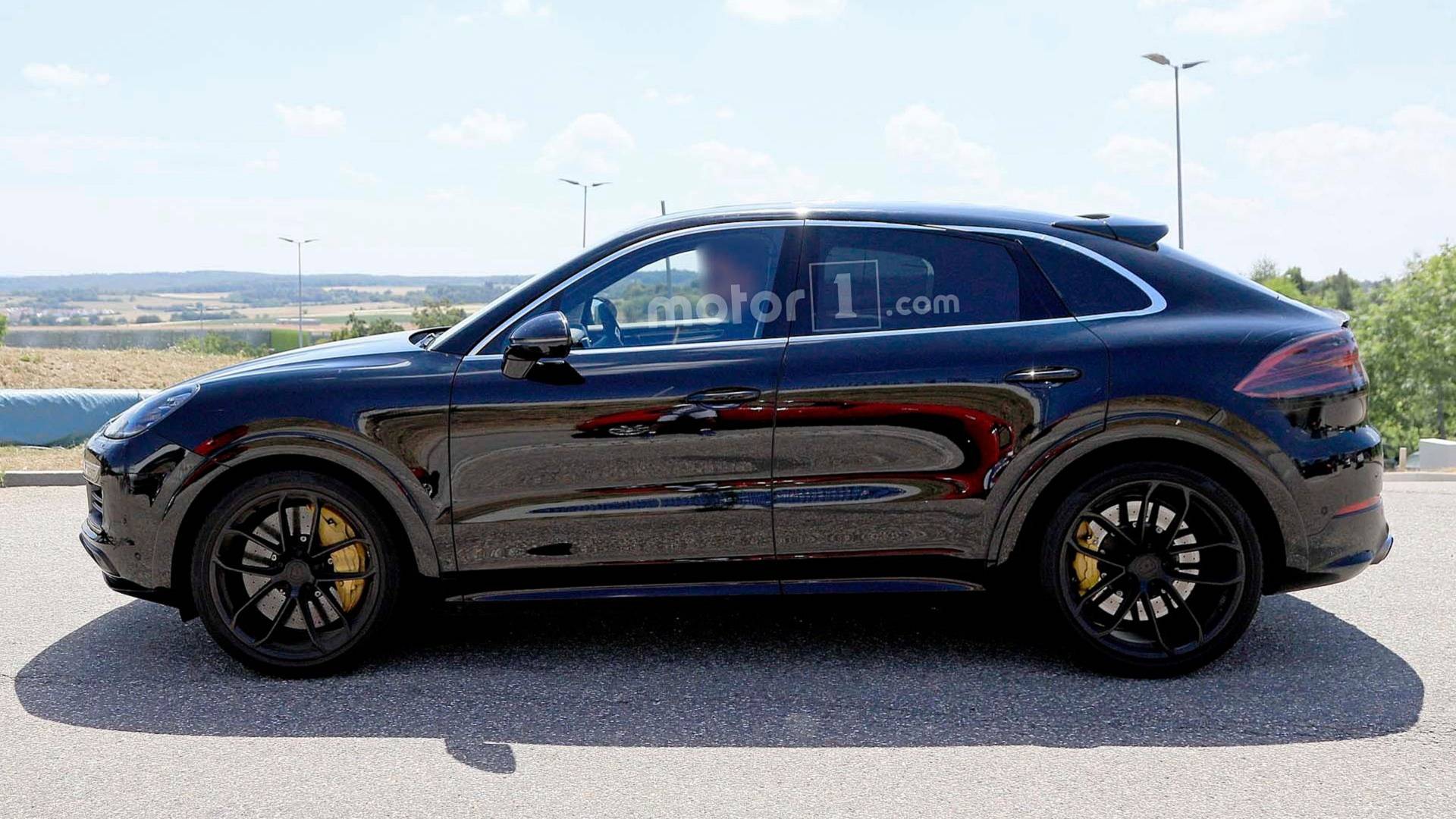 Porsche Cayenne 2020 Coupe Wallpapers