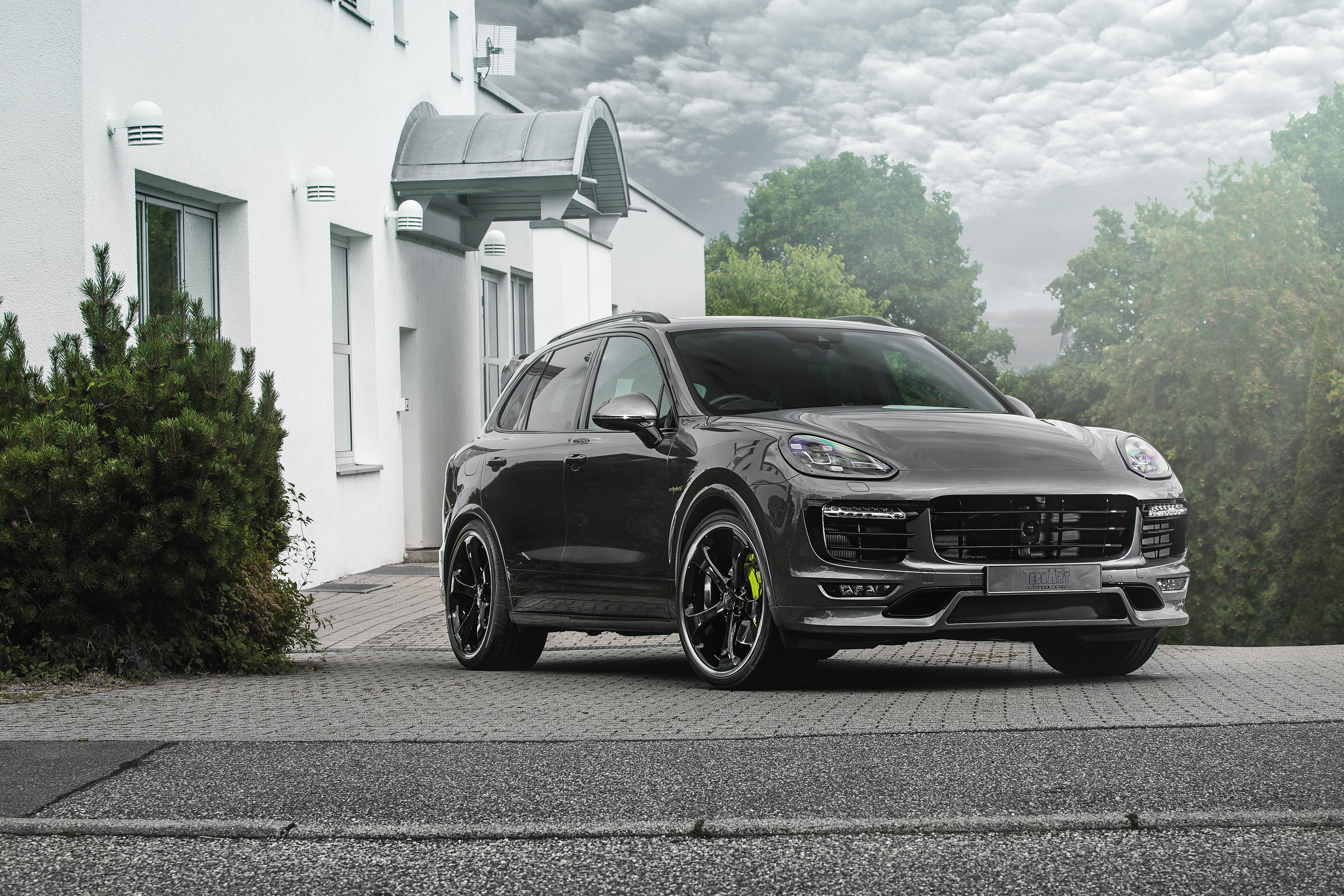 Porsche Cayenne Wallpapers