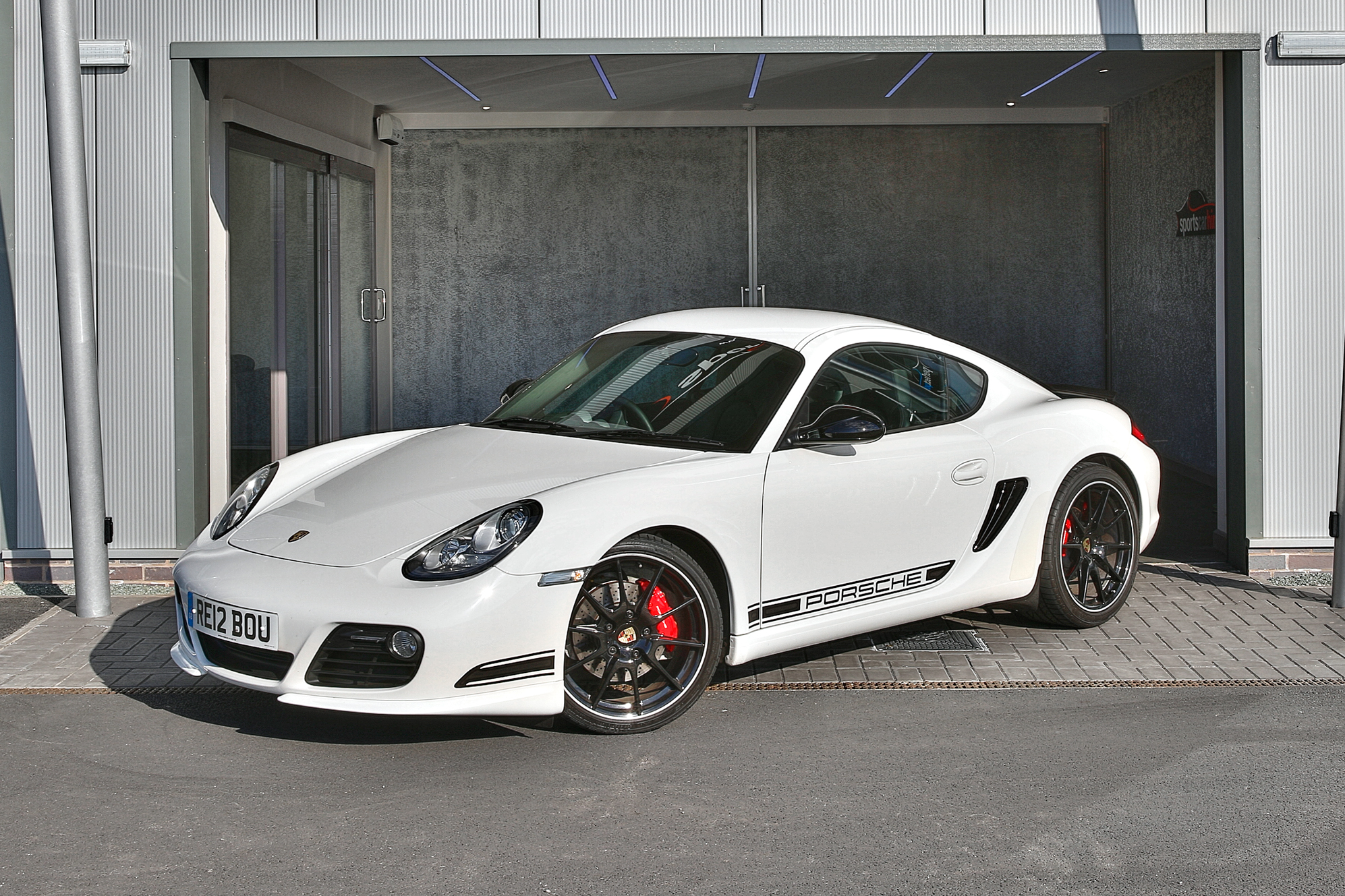 Porsche Cayman R Wallpapers